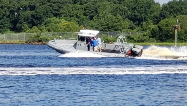 COX Powertrain perform in-water demos of high-performance diesel outboard at DSEI